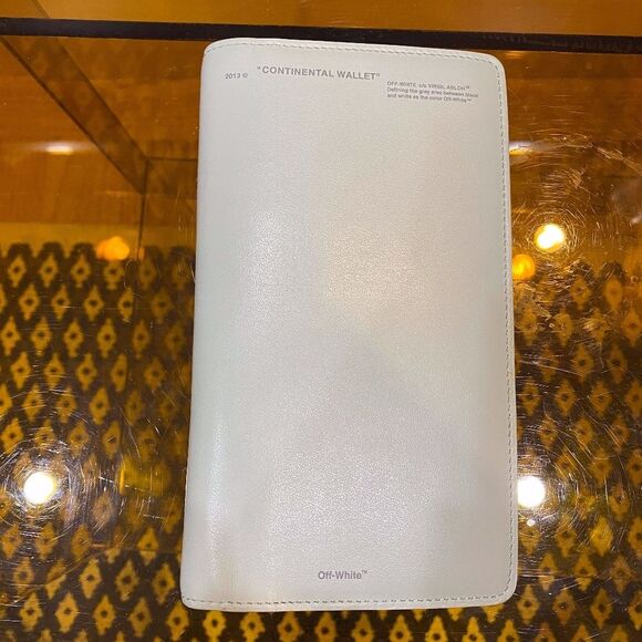 Off-White Handbags - NWT AUTHENTIC Off-White Continental Wallet with Original Tags & Dustbag